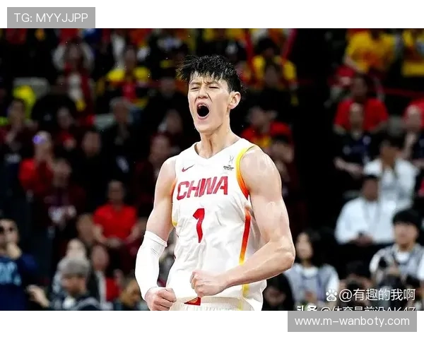 曾凡博替补登场领两犯 扫堂腿放倒狄龙赛后深感懊悔